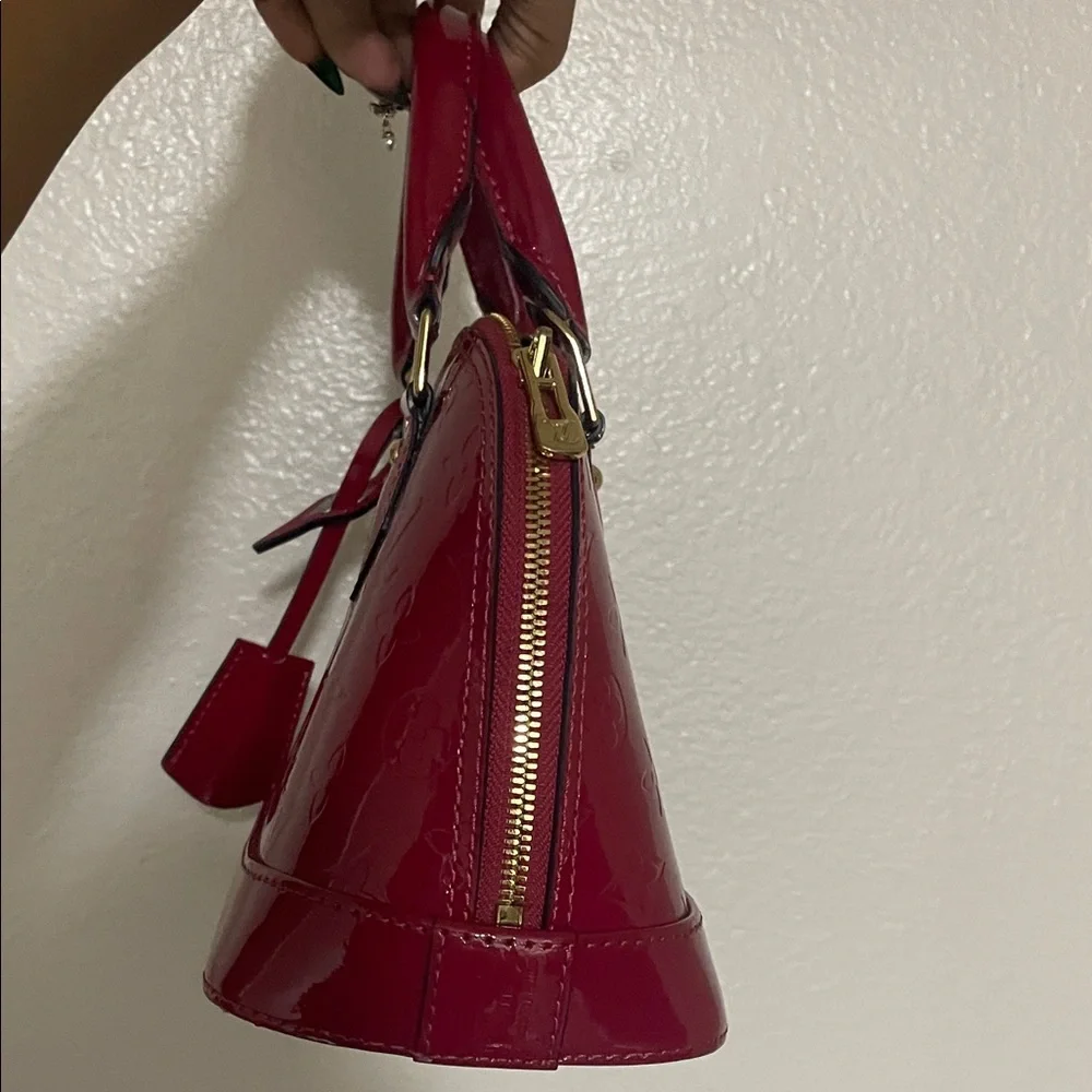 Louis Vuitton Glossy Pink Mini Bag - Picture 5 of 7